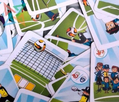 Los Futbolísimos: CAMPO 4 - Juego de Cartas - Imagen 3
